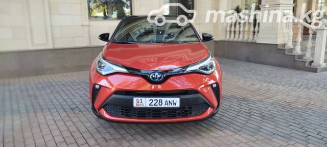 Toyota C-HR I Рестайлинг 2.0hyb CVT