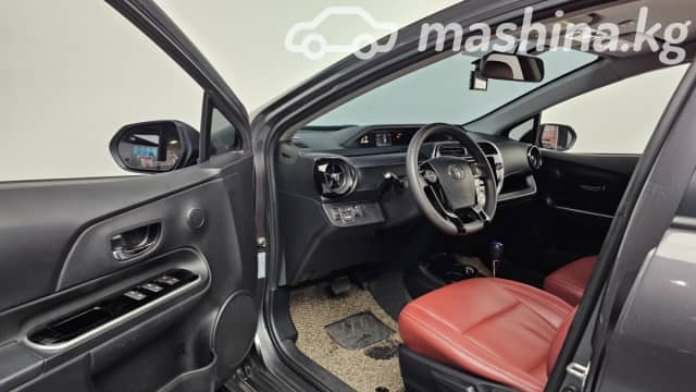 Toyota Prius c I Рестайлинг 1.5hyb AT
