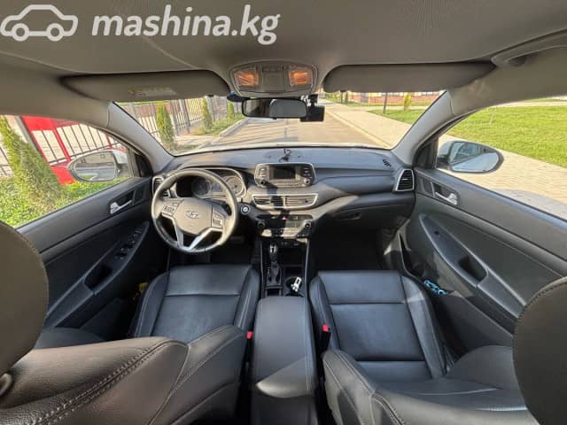Hyundai Tucson III Рестайлинг 2.0d AT 4WD