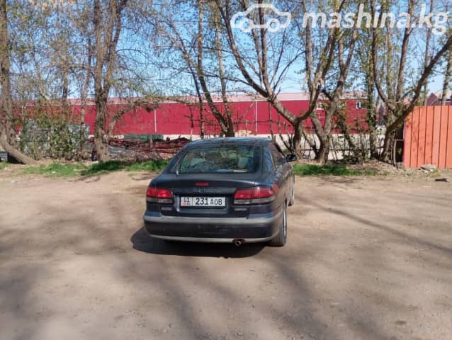 Mazda 626 V (GF) 2.0 MT
