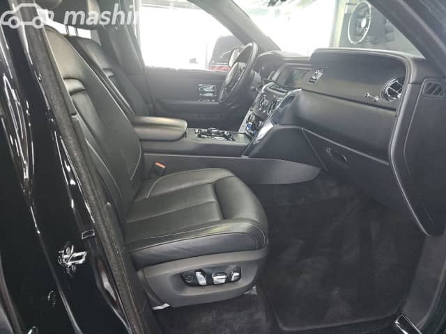 Rolls-Royce Cullinan I 6.7 AT AWD