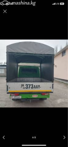 Mercedes-Benz Бортовой (4х2)