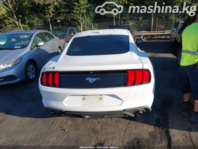 Ford Mustang VI Рестайлинг 2.3 AT