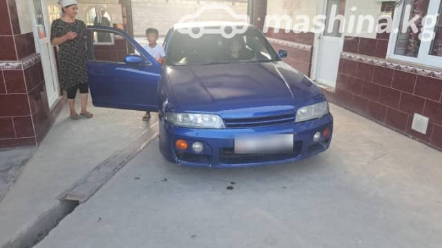 Nissan Skyline IX (R33) 2.5 AT