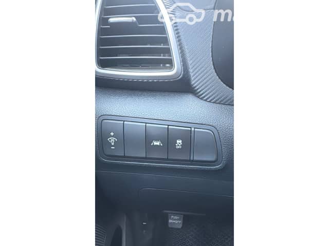 Hyundai Tucson III Рестайлинг 2.0d AT