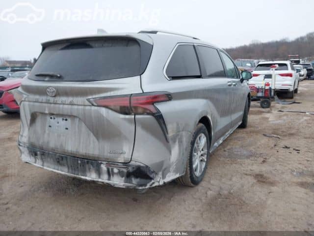Toyota Sienna IV 2.5hyb AT 4WD