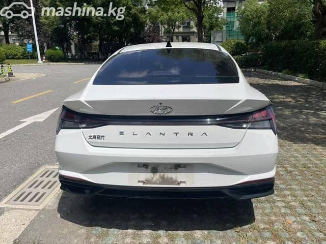 Hyundai Elantra VII (CN7) 1.5 CVT