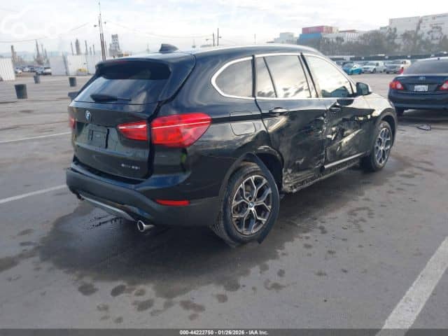 BMW X1 II (F48) Рестайлинг 28i xDrive 2.0 AT 4WD