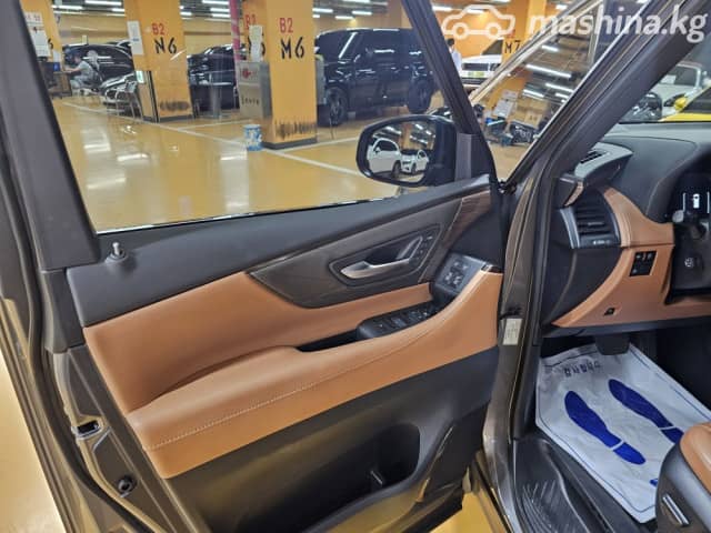 Toyota Alphard IV 2.5hyb CVT 4WD