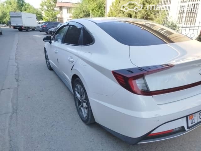 Hyundai Sonata VIII (DN8) 2.0 AT