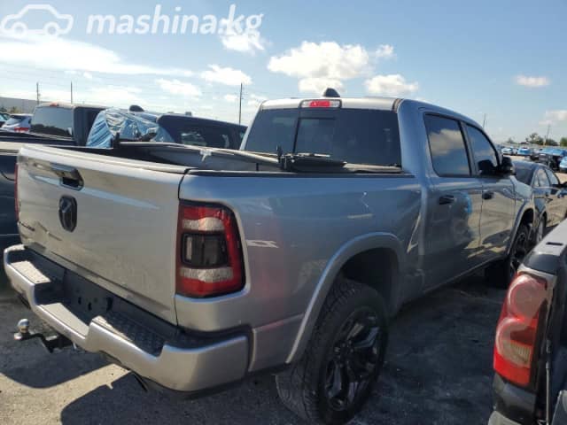 RAM 1500 V Quad Cab 5.7 AT 4WD