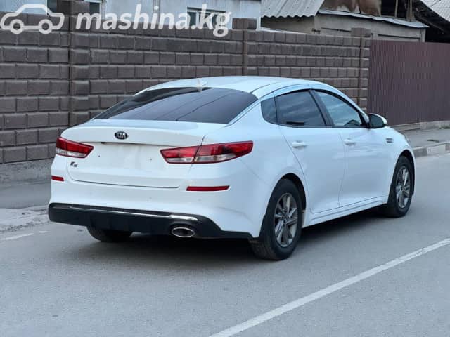 Kia K5 II 2.0 AT