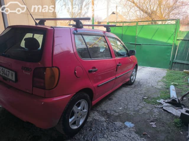 Volkswagen Polo III Рестайлинг 1.4 AT