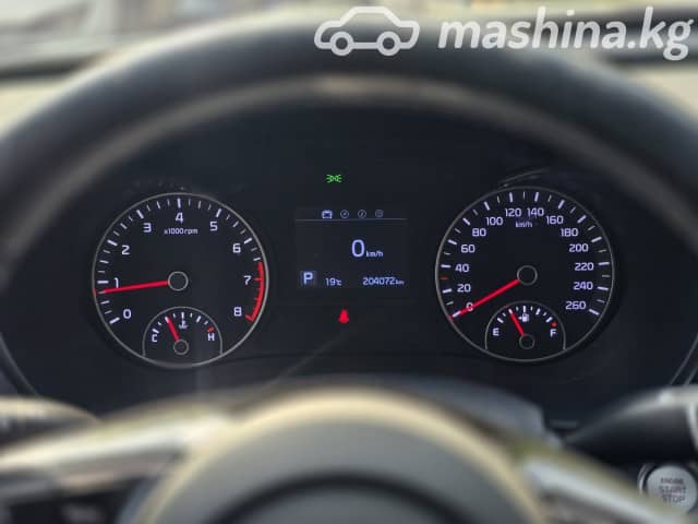 Kia K5 II 2.0 AT