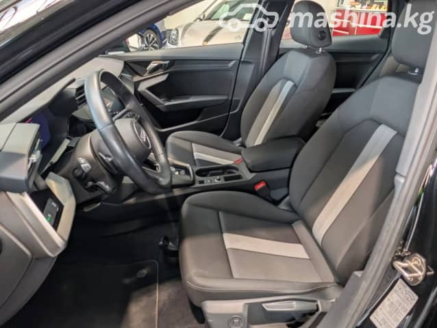 Audi A3 IV (8Y) 35 TDI 2.0d AMT