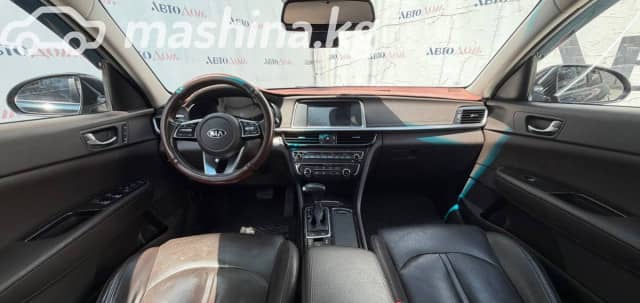Kia K5 II 2.0 AT