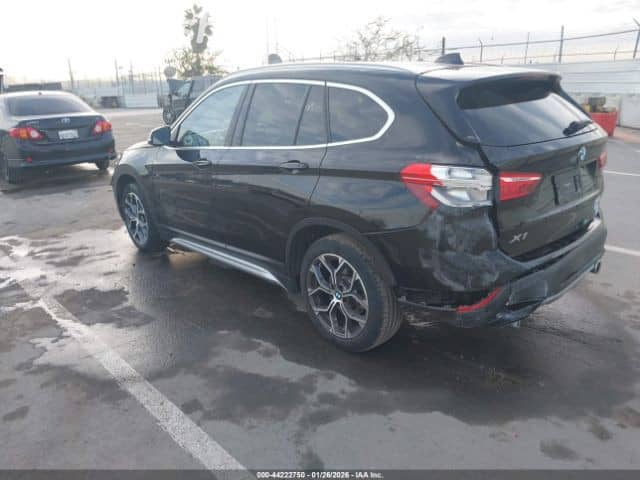 BMW X1 II (F48) Рестайлинг 28i xDrive 2.0 AT 4WD