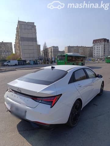 Hyundai Avante VII 1.6 CVT