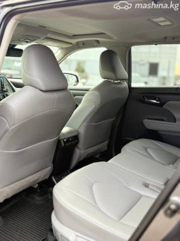 Toyota Highlander IV (U70) 2.5hyb AT 4WD