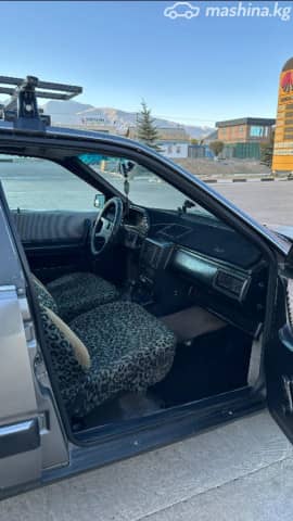 Audi 100 III (C3) 2.2 MT