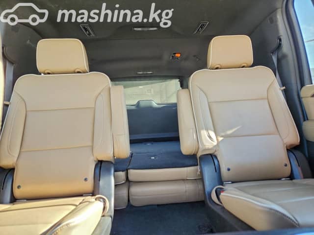 Chevrolet Suburban XII 5.3 AT 4WD