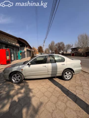 Nissan Primera II (P11) 2.0 MT