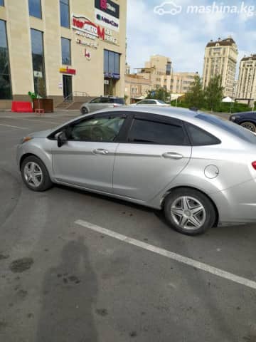Ford Fiesta Mk6 Рестайлинг 1.6 AMT