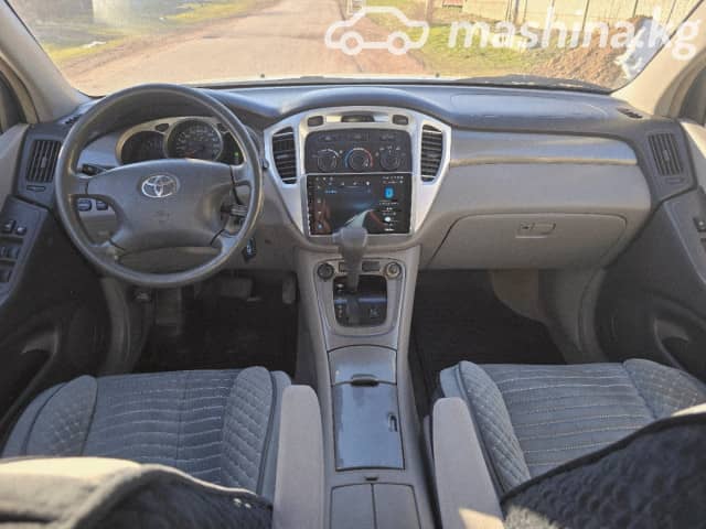 Toyota Highlander I (U20) Рестайлинг 2.4 AT 4WD