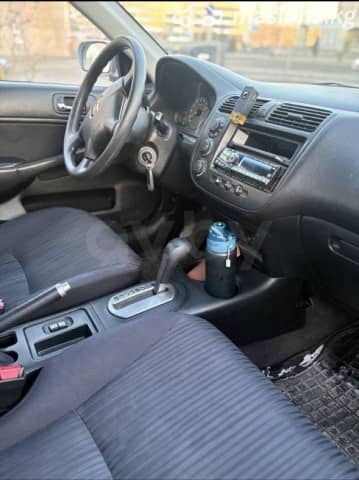 Honda Civic VII 1.6 AT