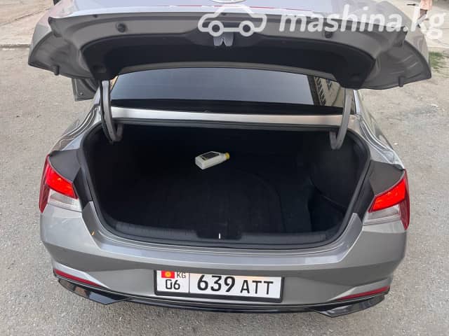Hyundai Avante VII 1.6hyb AMT
