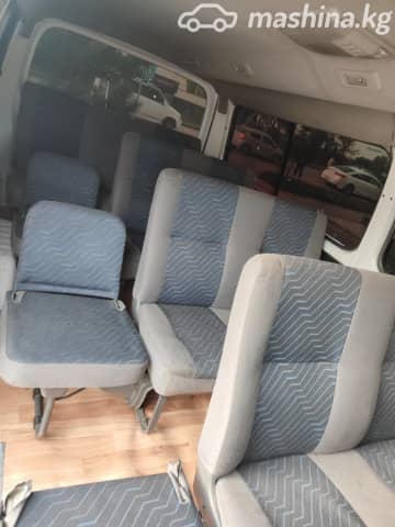 Nissan Urvan IV (E25) 2.0 MT