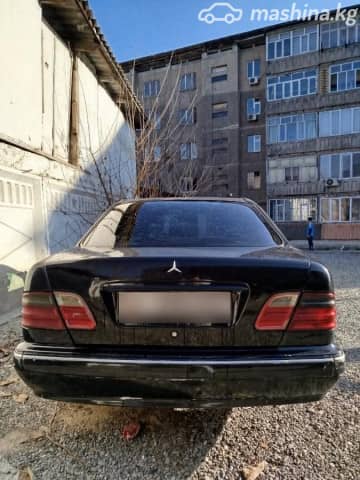 Mercedes-Benz E-Класс II (W210, S210) Рестайлинг 240 2.6 MT