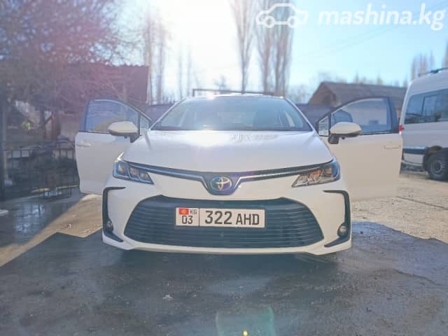 Toyota Corolla XI (E160, E170, E180) Рестайлинг 1 1.8hyb CVT