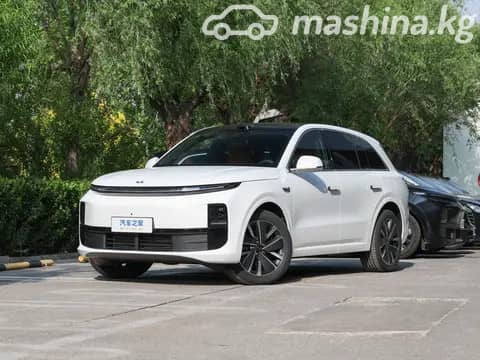 LiXiang L6 1.5hyb AT 4WD