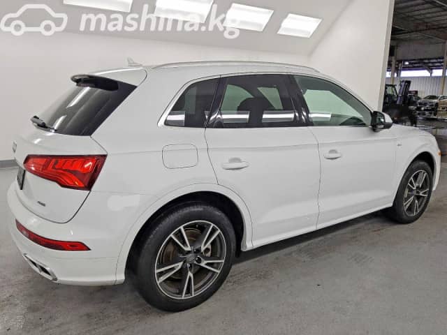 Audi Q5 II (FY) 45 TFSI 2.0 AMT 4WD
