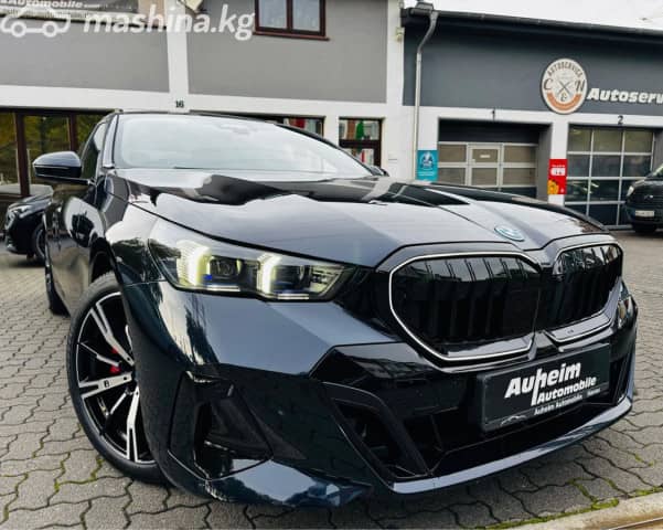 BMW 5 серии VIII (G60/G61/G68) 530e xDrive 2.0hyb AT 4WD