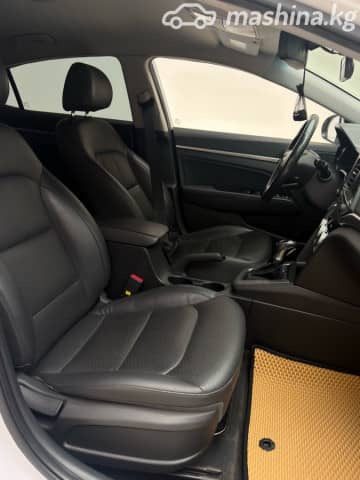 Hyundai Avante VI Рестайлинг 1.6 CVT
