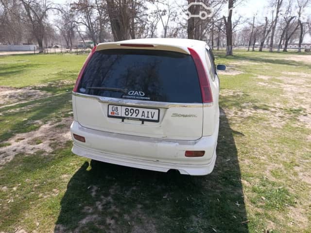 Honda Stream I 1.7 AT
