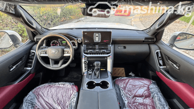 Toyota Land Cruiser 300 Series 3.4d AT 4WD