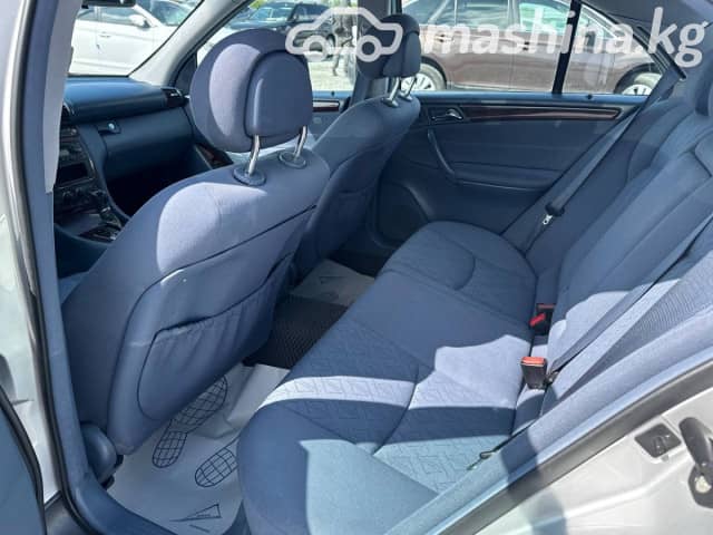 Mercedes-Benz C-Класс II (W203) 320 3.2 AT