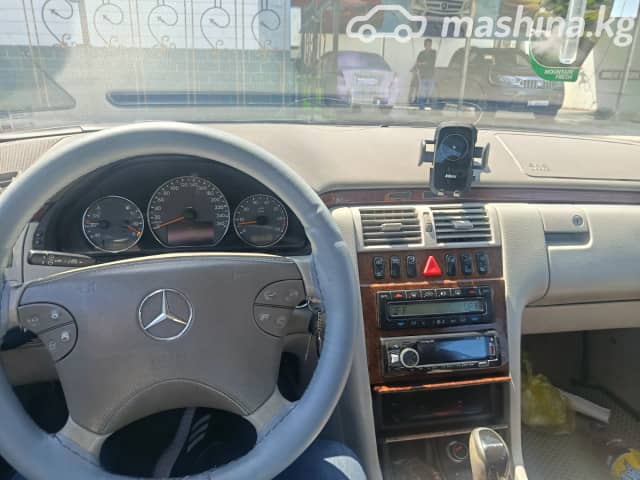 Mercedes-Benz E-Класс II (W210, S210) Рестайлинг 320 3.2 AT 4WD