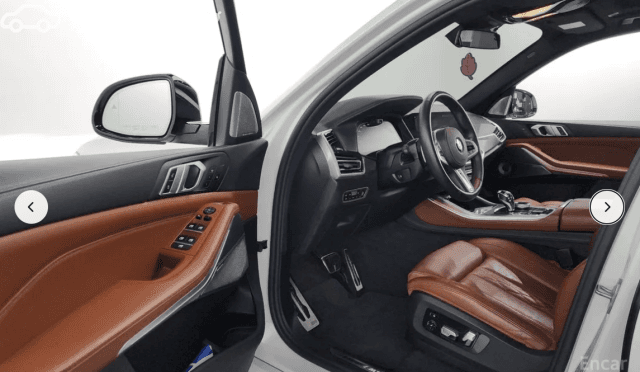 BMW X5 IV (G05/G18) M50i 4.4 AT 4WD