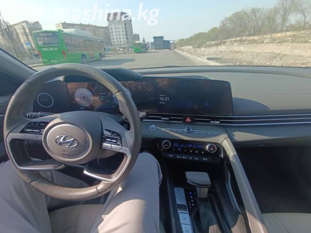 Hyundai Avante VII 1.6 CVT