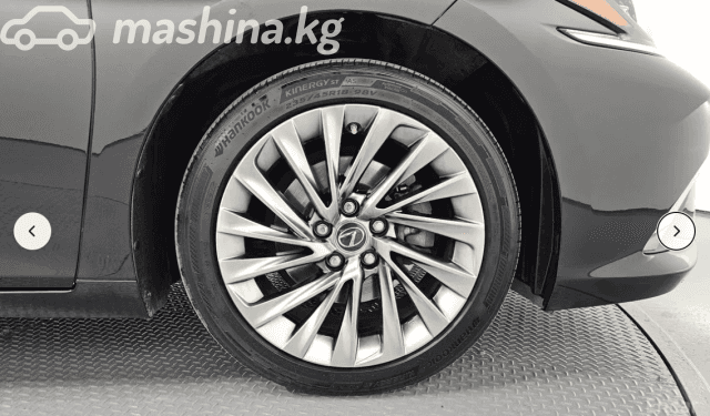 Lexus ES VII 300h 2.5hyb CVT