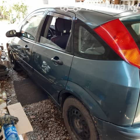 Ford Focus I Рестайлинг 1.6 MT