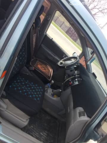 Mazda Premacy I (CP) 1.8 MT
