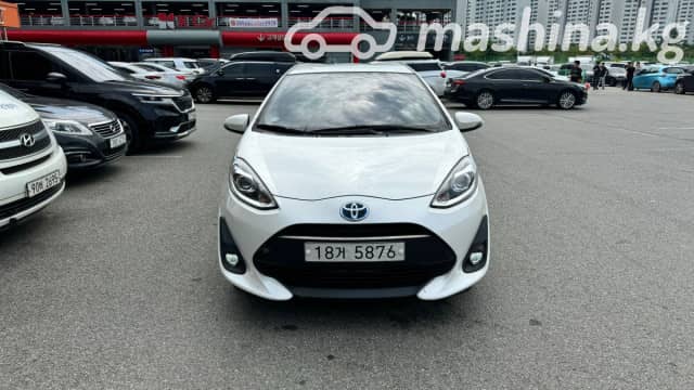 Toyota Prius c I Рестайлинг 1.5hyb AT