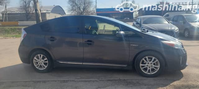 Toyota Prius III Рестайлинг (XW30) 1.8hyb AT