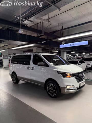 Hyundai Starex (H-1) II Рестайлинг 2 2.5d AT 4WD