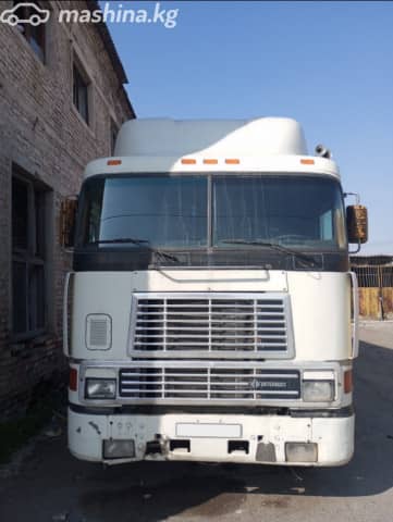 International 9000 Series